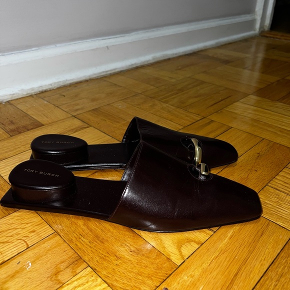 Tory Burch Pierced Mule in Plum - Picture 6 of 8